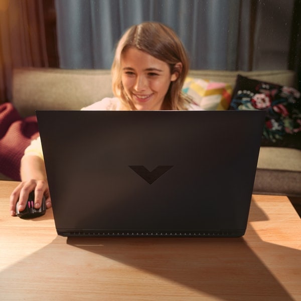 HP Victus 54S82EA 16-E0061NT Gaming Laptop – OMEN Gaming Hub ile özelleştirin