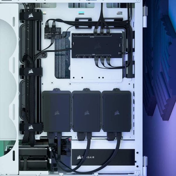 Corsair iCUE 5000T Kasa a11