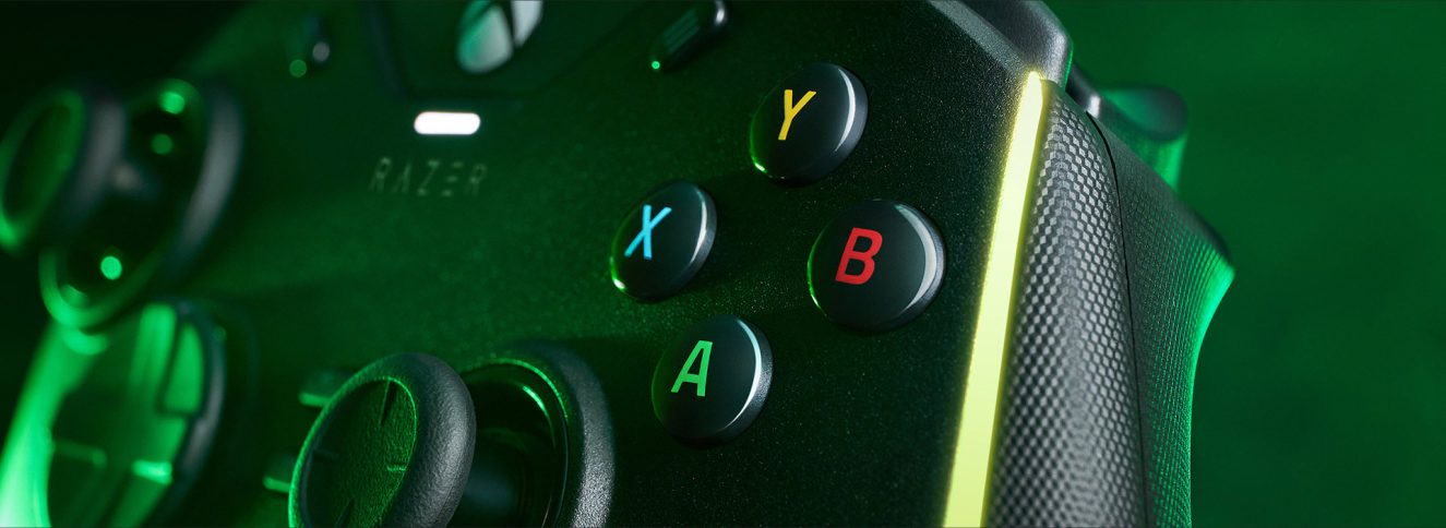 Razer Wolverine V2 Chroma RGB Arcade For Xbox Siyah Gamepad (RZ06-04010100-R3M1) a3