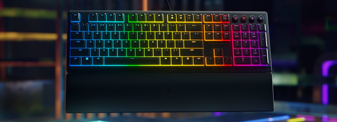 Razer Basilisk V3 X Mouse + Razer Ornata V3 Klavye + Razer Kraken X Lite Kulaklık H18
