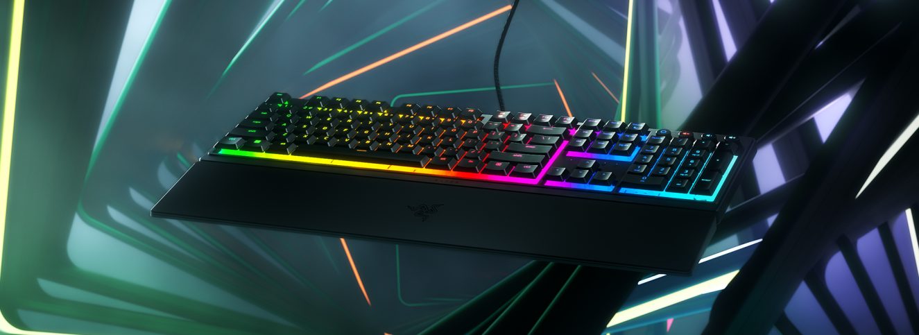 Razer Basilisk V3 X Mouse + Razer Ornata V3 Klavye + Razer Kraken X Lite Kulaklık H12