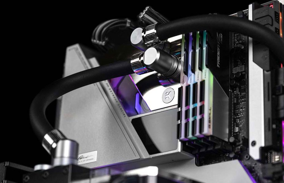 ROG Maximus XIII Extreme Glacial