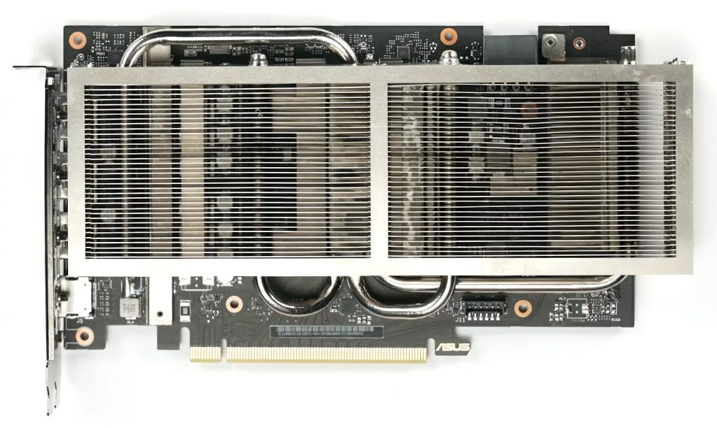 Asus M 2 Ssd Yuvasi Bulunan Rtx 4060 Ti Grafik Kartini Sergiliyor 3
