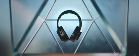 https://www.egevia.live/wp-content/uploads/2023/08/3_razer-barracuda-pro-kablosuz-siyah-gaming-kulaklik-rz04-03780100-r3m1-333414.jpg