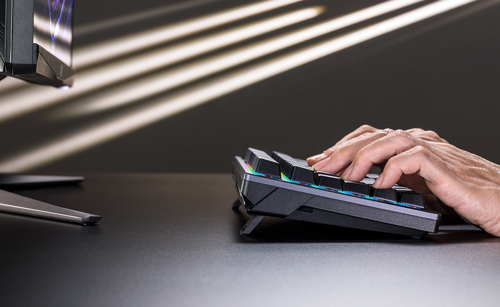 ROG Azoth ASUS ROG Azoth NX Red Klavye a24