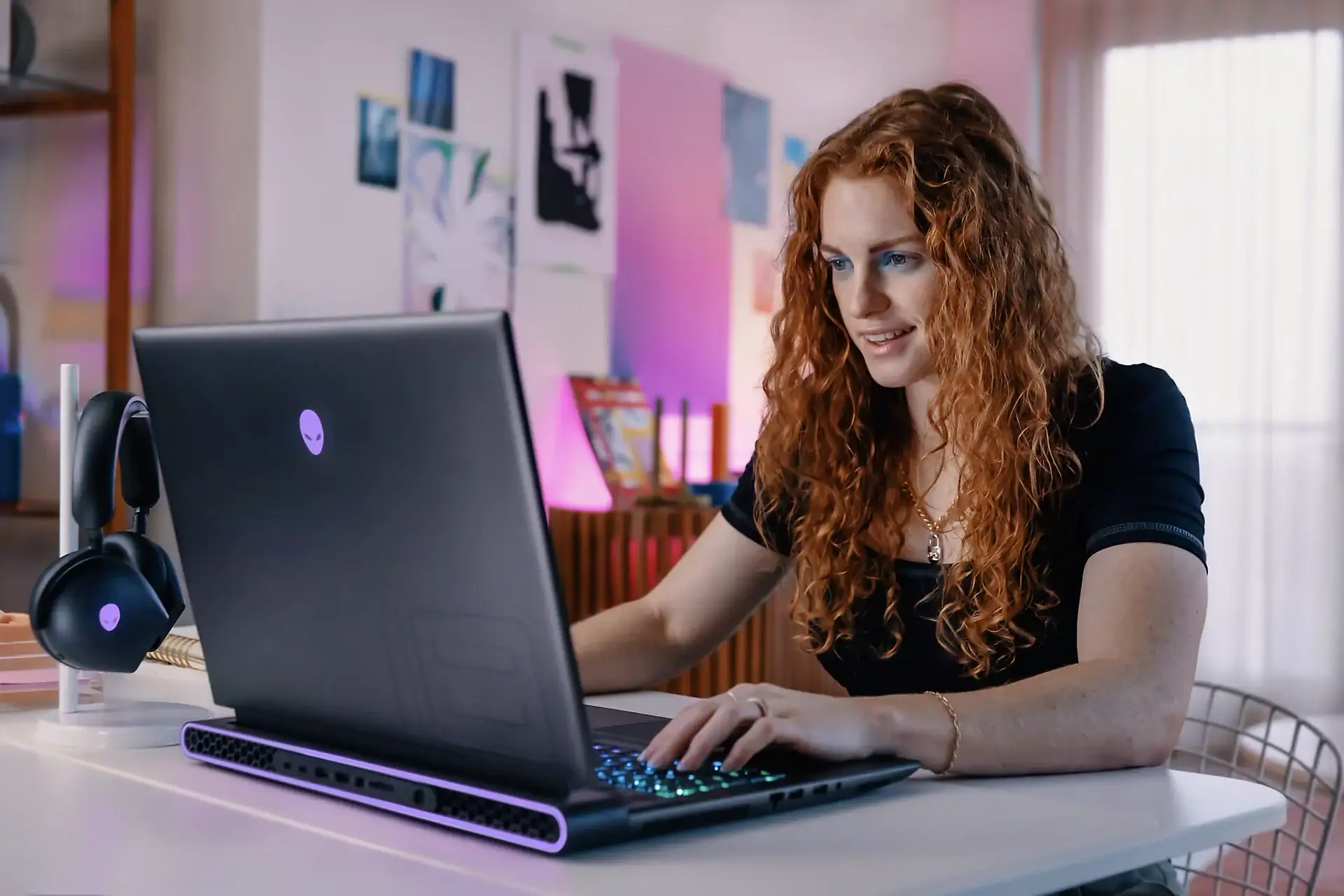 Dell Nb Gaming Aw M16 R1 Awm16amdr9hx80wh Amd Ryzen 9 7845hx 32gb Ddr5 1tb Ssd Rtx4080 12gb 16 Inc 240hz Qhd W11 Home Gaming Laptop Yh15
