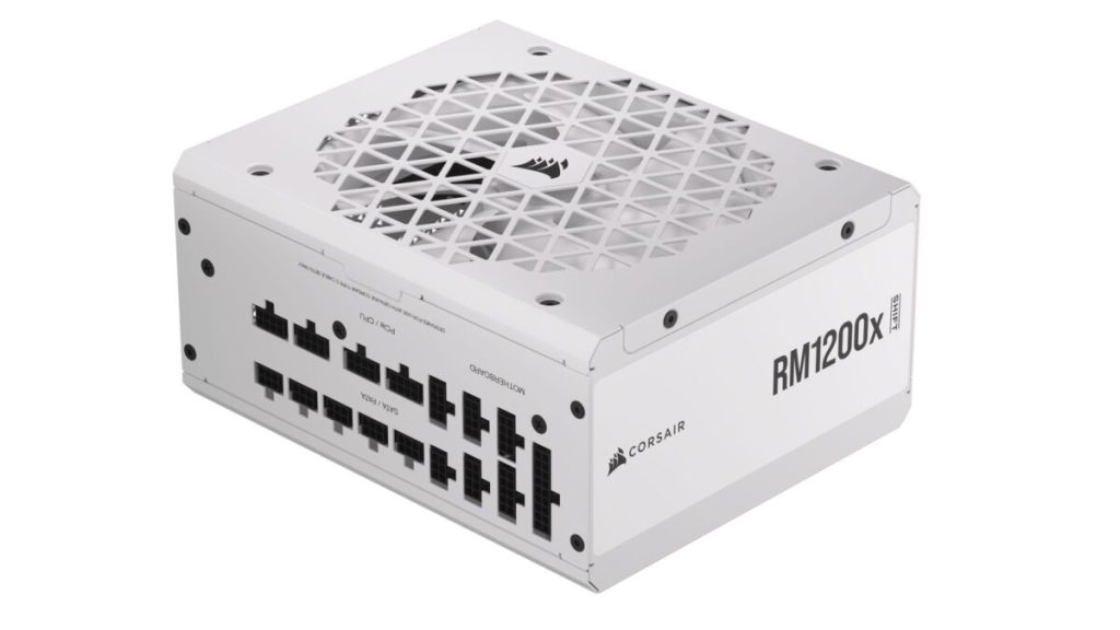 Yana Monteli Baglantilara Sahip Corsair Psu 2