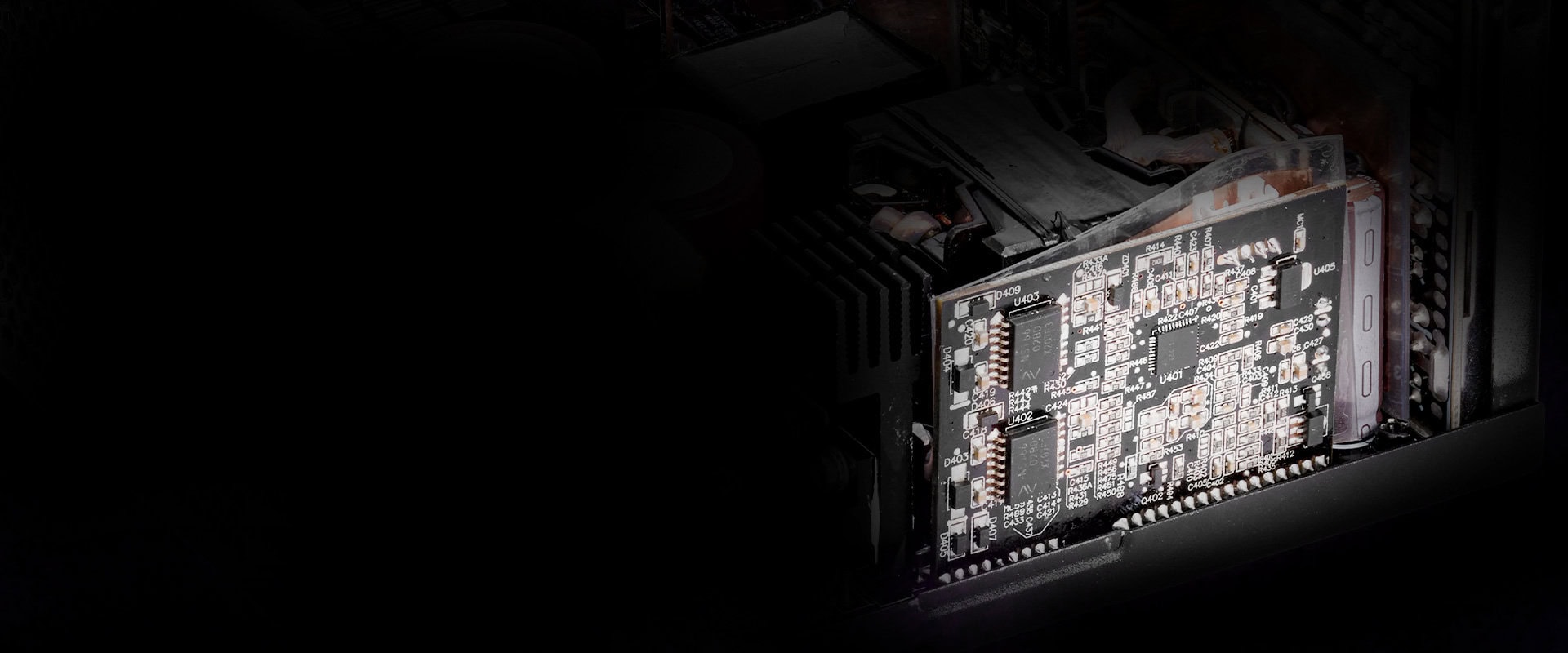 Xpg Cybercore Ii 1300w 80+ Platinum Full Modüler 135mm Fanlı Güç Kaynağı (cybercoreii1300p Bkceu) H9