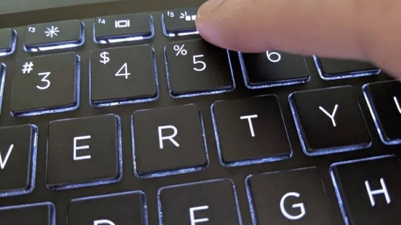 Laptop Klavye Isigi Nasil Acilir Tum Modeller Icin Klavye Aydinlatma Kisayollari 3