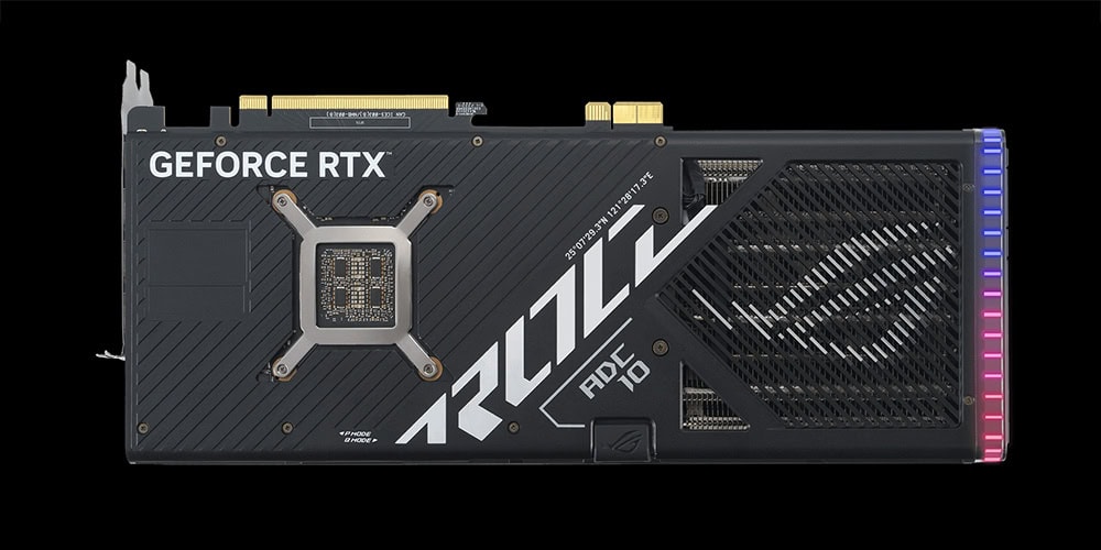 ASUS ROG Strix GeForce RTX 4090 BTF Edition 24GB GDDR6X ekran kartı, yüksek performans ve gelişmiş DLSS 3 teknolojisi ile oyun ve grafik tasarım deneyimini artırır.