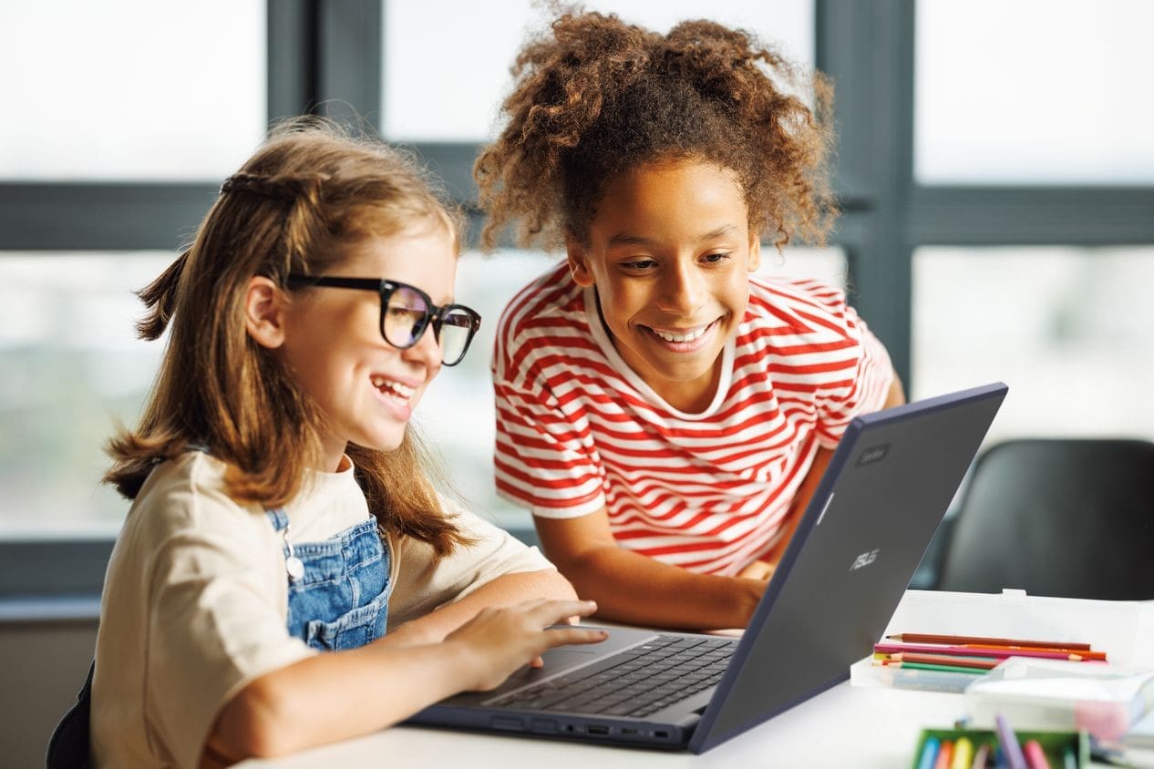 asus-k-12-egitimi-icin-yeni-nesil-br-serisini-duyurdu