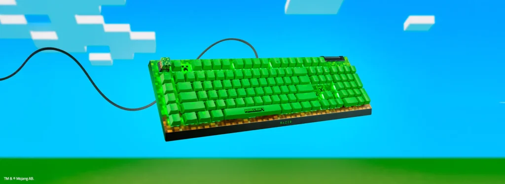 Razer Ve Minecraft Is Birligi Oyunun Icinden Firlamis Gibi B1