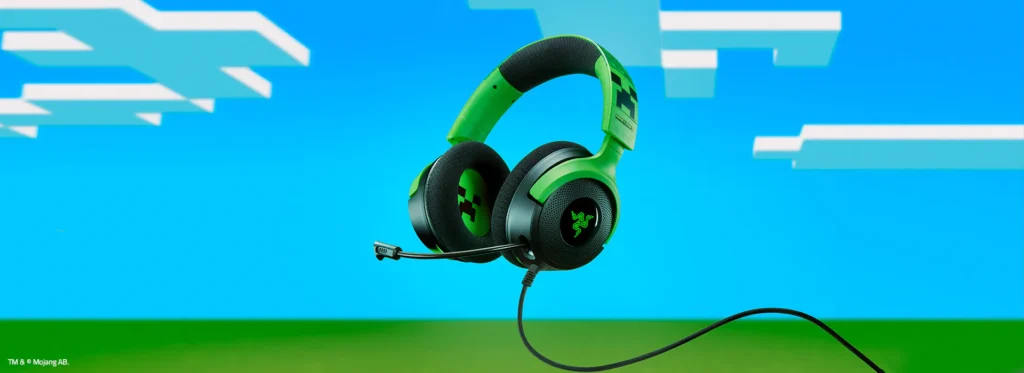 Razer Ve Minecraft Is Birligi Oyunun Icinden Firlamis Gibi B2