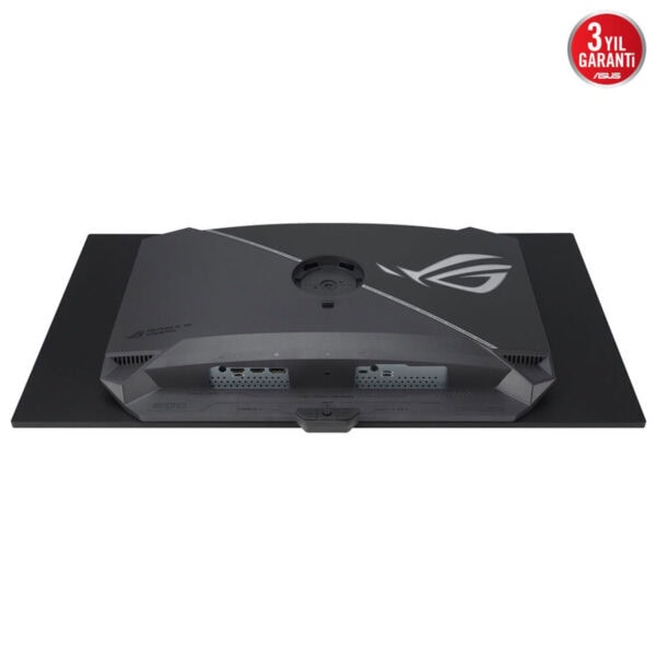 Yüksek kaliteli ASUS ROG dizüstü bilgisayar arka görünümü, gelişmiş bağlantı noktaları ve oyuncu odaklı tasarım detaylarıyla gaming ve performans odaklı kullanım için ideal.