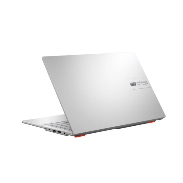 Yüksek kaliteli ASUS VivoBook dizüstü bilgisayar, hafif tasarımı ve güçlü performans ile oyun ve ofis kullanımı için ideal. Modern ve şık gümüş renk seçeneği, taşınabilirlik sağlar.