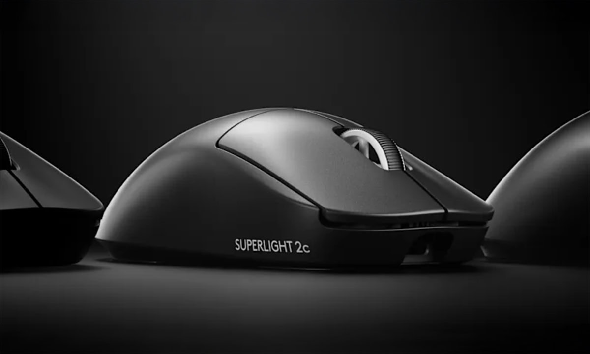 Yüksek çözünürlükte, şık ve modern oyun faresinin tasarımı, ergonomik yapı ve hassasiyet özellikleriyle dikkat çekiyor. Superlight 2c modeli, oyuncular için optimize edilmiş hafif yapısı ve gelişmiş sensör teknolojisiyle performansı artırıyor. Minimalist ve şık tasarımıyla oyun deneyimini üst seviyeye taşıyan bu fare, uzun süreli kullanımlarda konfor sunar. Oyun tutkunları ve profesyonel oyuncular için ideal seçim, yüksek performans ve dayanıklılık sağlar.