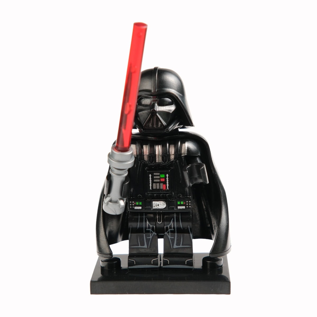 Gizemli karanlık lord Star Wars Darth Vader LEGO figürü, kırmızı ışın kılıcıyla oldukça detaylı ve oyuna uygun tasarıma sahip oyuncak parça.