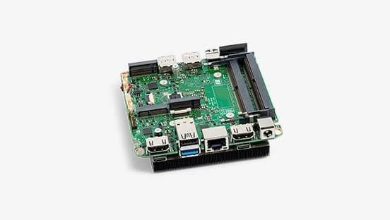 NUC 13 Pro Kit İşlemci ve giriş çıkış portlarıyla Raspberry Pi tek kartlı bilgisayar modeli, STEM projeleri ve eğitim amacıyla kullanılır, gelişmiş donanım özellikleriyle dikkat çekiyor.