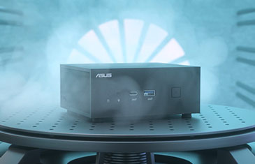 Yüksek performanslı ASUS mini bilgisayar, çoklu USB ve ses giriş çıkış portlarıyla oyun ve ofis kullanımı için ideal, dayanıklı tasarımı ve üstün hız özellikleriyle öne çıkıyor.