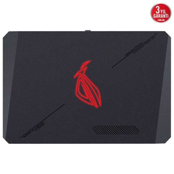 Gelişmiş oyuncu laptopu mouse ve klavye ile birlikte yüksek performanslı oyun deneyimi sağlar.