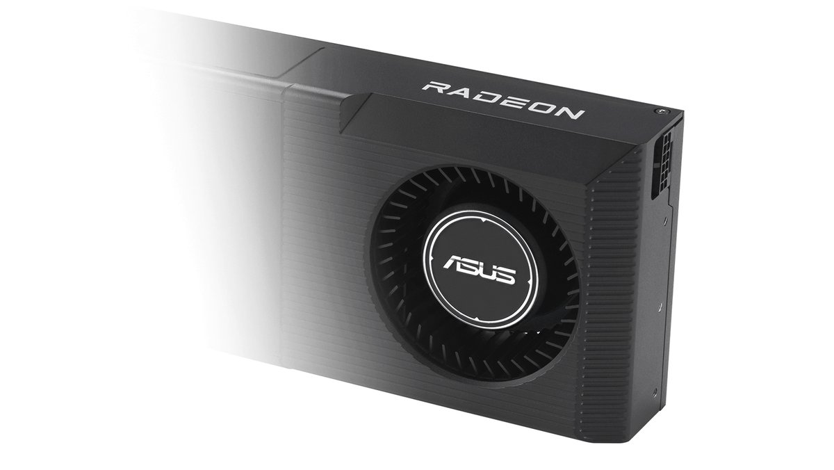 ASUS Turbo R9700 kartın ucundaki 16-pin güç konnektörü ile düzenli kablo yönetimi