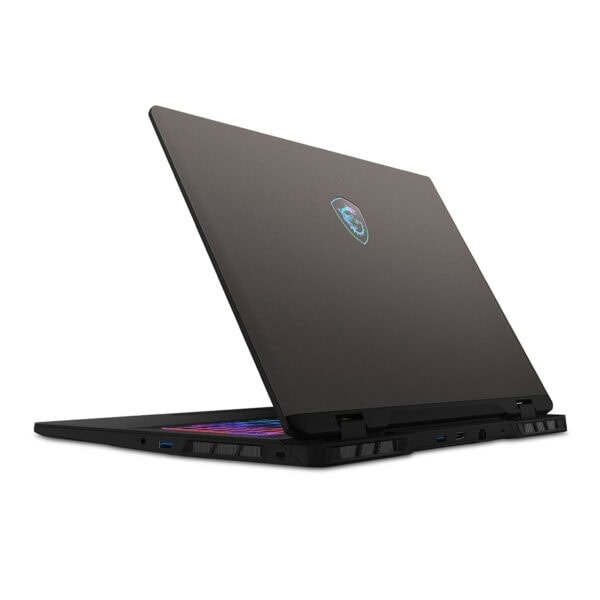 Gelişmiş gaming dizüstü bilgisayar, RGB aydınlatmalı klavye ile yüksek performans ve grafik gücü sağlar, oyun ve profesyonel kullanım için ideal.