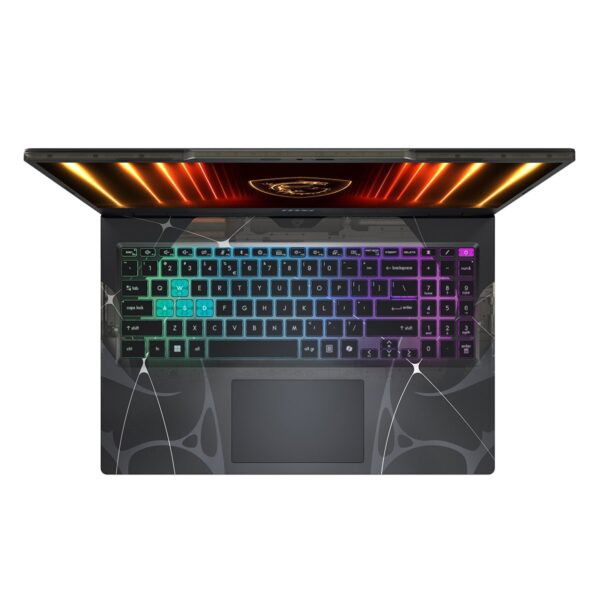 Görüntüde renkli RGB arka aydınlatmalı gaming laptop klavyesi ve açık ekran yer alıyor, yüksek performanslı oyun bilgisayarı, RGB ışıklandırmalı klavye, mekanik veya mekanik benzeri gaming klavye detayları ön plana çıkıyor.