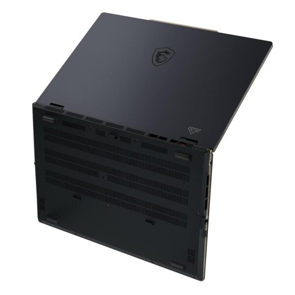 Giyilebilir oyun bilgisayarı, yüksek performanslı ve taşınabilir oyun deneyimi, MSI gaming laptop, güçlü donanma ve şık tasarım, en yeni oyun teknolojileriyle uyumlu, portable oyun bilgisayarı.