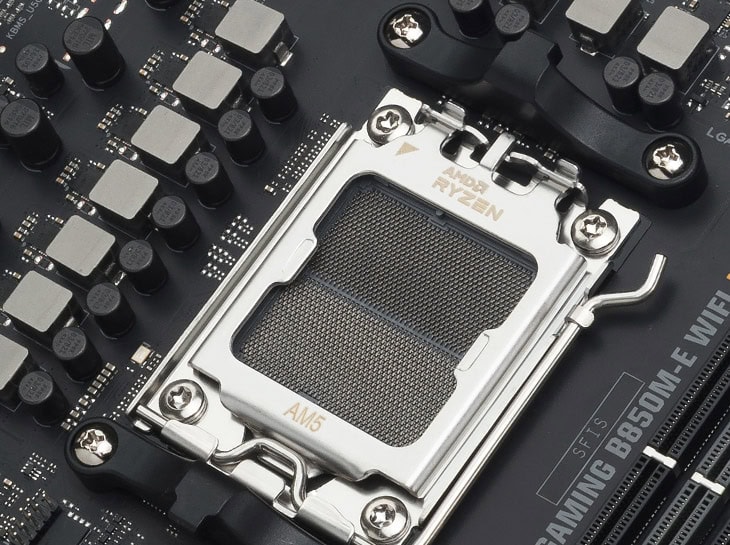 Yüksek performanslı bilgisayar işlemcisi soğutucu, anakart üzerinde yer alan AMD Ryzen AM5 işlemci soketi ile uyumlu, yüksek kalite ve dayanıklılık sağlıyor.