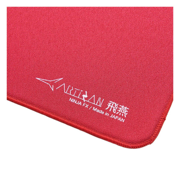 Yüksek kaliteli kırmızı oyun tavası, Japon yapımı Ninja FX markası ve şık tasarımı ile gaming deneyimini artırır. Dayanıklı yüzeyi ve ergonomik tasarımıyla ideal oyun aksesuarı.