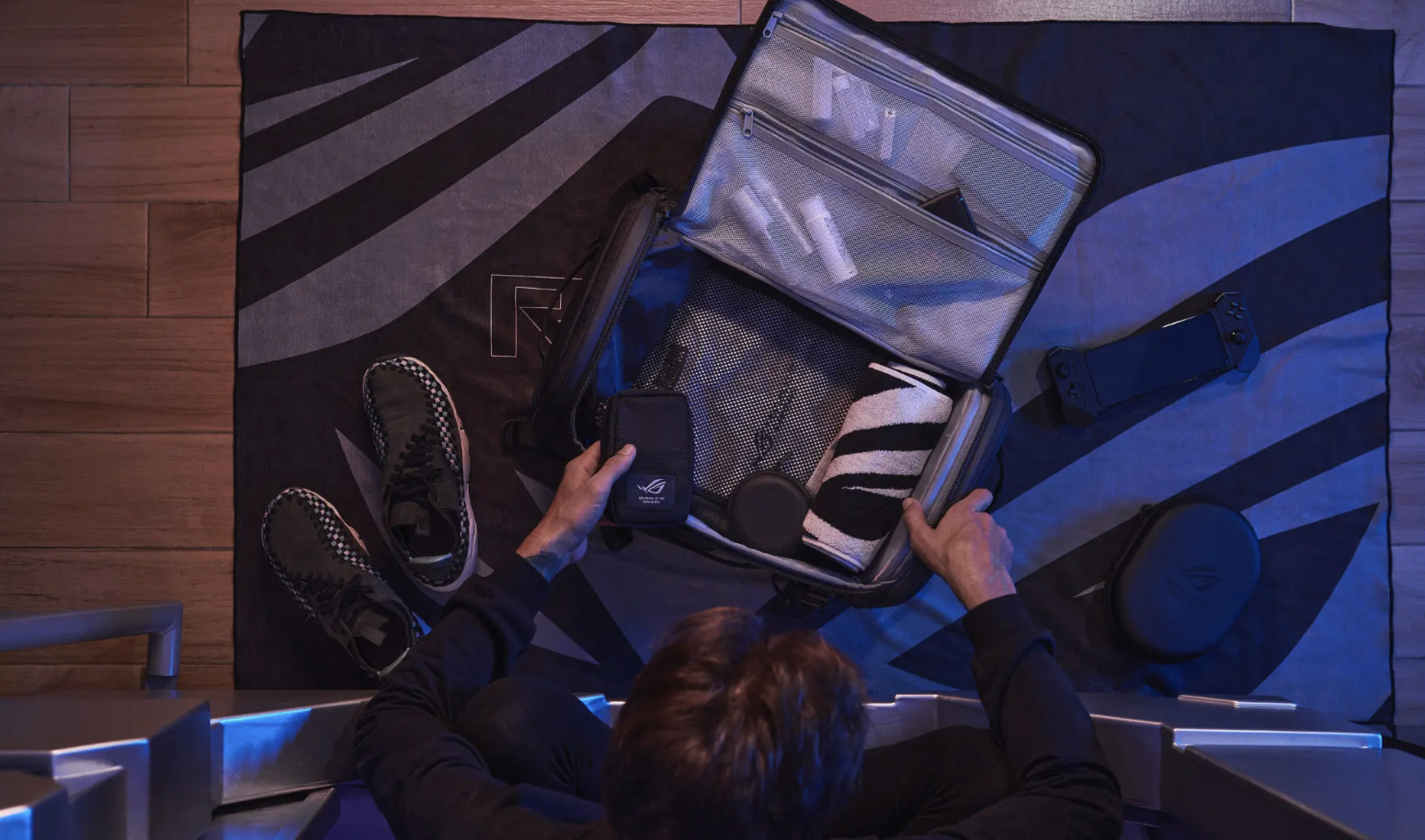 ASUS ROG Archer Weekender Sırt Çantası H2