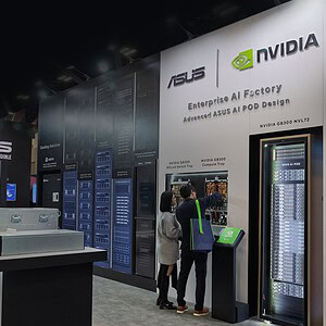 Nvidia ve Asus'un Kurumsal Yapay Zeka Çözümleri ve ASUS AI PODO Tasarımı Çekici Sunumlar.