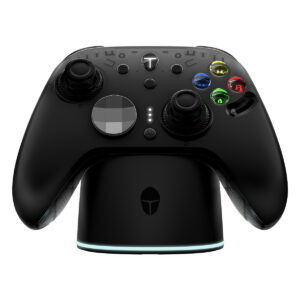Yüksek kaliteli gaming kontrolörü, siyah renk, renkli düğmeler ve gelişmiş tasarım, gaming tutkunları için ideal, profesyonel e-spor ve oyun deneyimi, egevia.live'de.
