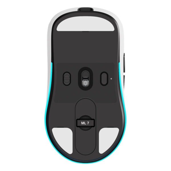 Yüksek çözünürlüklü oyun mouse imgesi, ergonomik tasarım ve hassas sensör özellikleriyle profesyonel oyuncular için ideal. RGB aydınlatmalı ve ayarlanabilir tuşlara sahip gaming mouse, oyun performansını artırır.