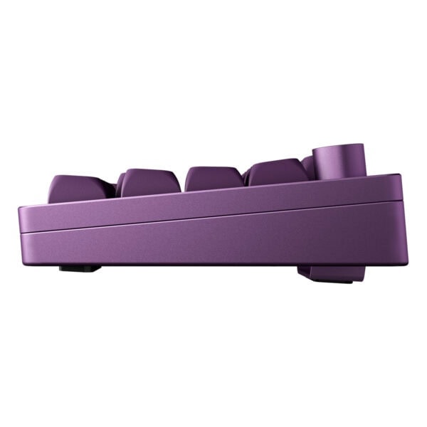 Renkli oyuncu klavye, mor renk, ergonomik tasarım, gaming klavye, bilgisayar oyunları için uygun, yüksek kaliteli malzeme, dayanıklı ve şık tasarım.