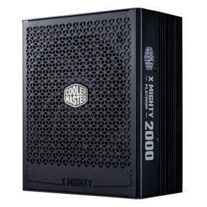 Panelde havalandırma delikleri ve Cooler Master logosu ile şık tasarım.