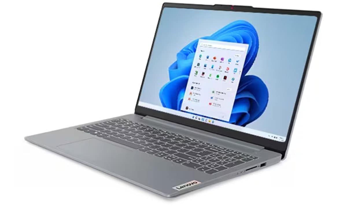 Windows 11 ile Lenovo dizüstü bilgisayar, yüksek performans ve modern tasarım, oyun ve iş kullanımı için ideal, hafif ve taşınabilir dizüstü bilgisayar.