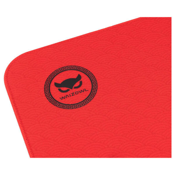Kırmızı renkli, yüksek kaliteli mousepad, ergonomik tasarım ve dayanıklı yapısıyla gaming ve ofis kullanımı için ideal. Üzerinde "WAIZOWL" logosu ve şık tasarımıyla dikkat çeker.