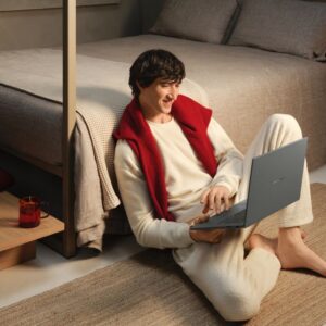 Yeni Asus Zenbook A16 Eski Snapdragon Islemcili Zenbooklara Gore Neden Daha Mantikli