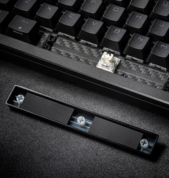 ROG Azoth Extreme ASUS ROG Azoth Extreme ROG NX Snow Switch 8K Hz RGB Kablosuz Mekanik Gaming Klavye, üstün performans ve şık tasarımıyla oyun deneyiminizi artırır.