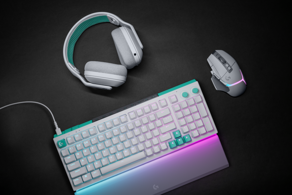 Logitech Gden Yeni Oyuncu Klavyesi G512 X 1