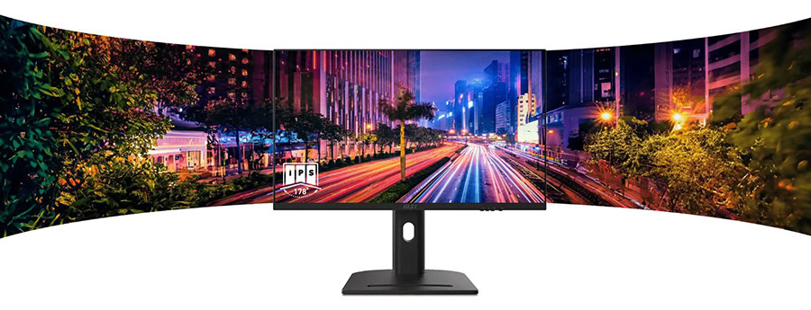 Yüksek çözünürlüklü çok monitör kurulumunu gösteren modern ofis ortamı, renkli ışıklar ve şehir manzarası ile profesyonel çalışma alanı.