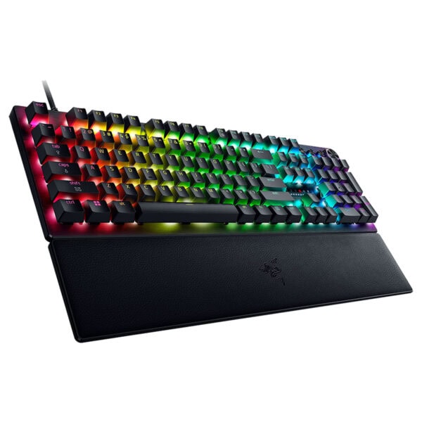 Razer Huntsman V3 Pro RGB mekanik gaming klavye, renkli aydınlatma ve gelişmiş anahtar teknolojisi ile yüksek performans sağlar.