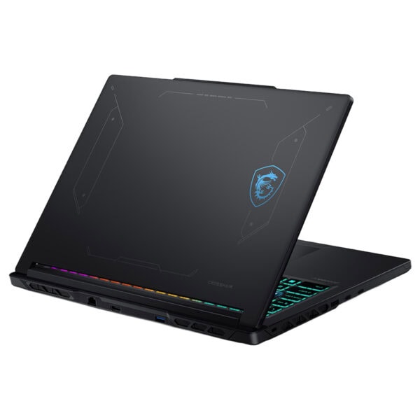 MSI Crosshair 16 HX oyun dizüstü bilgisayarı açık konumda, arkadan aydınlatmalı klavye ve şık tasarımıyla dikkat çekiyor.